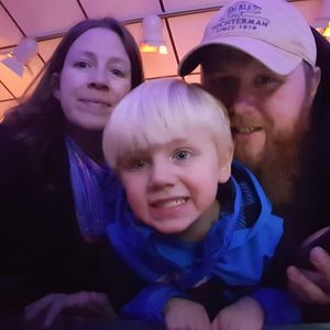 Meet your Posher, Holly